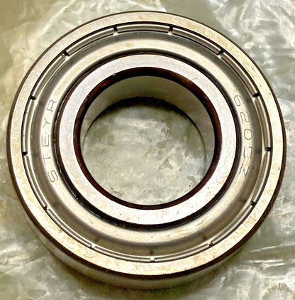 NEW GENUINE STEYR 6205 BEARING