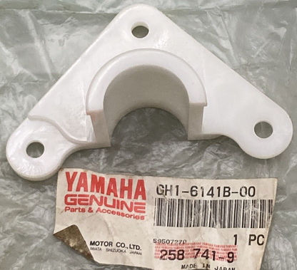 NEW GENUINE YAMAHA GH1-6141B-00 Bush Upper Steering