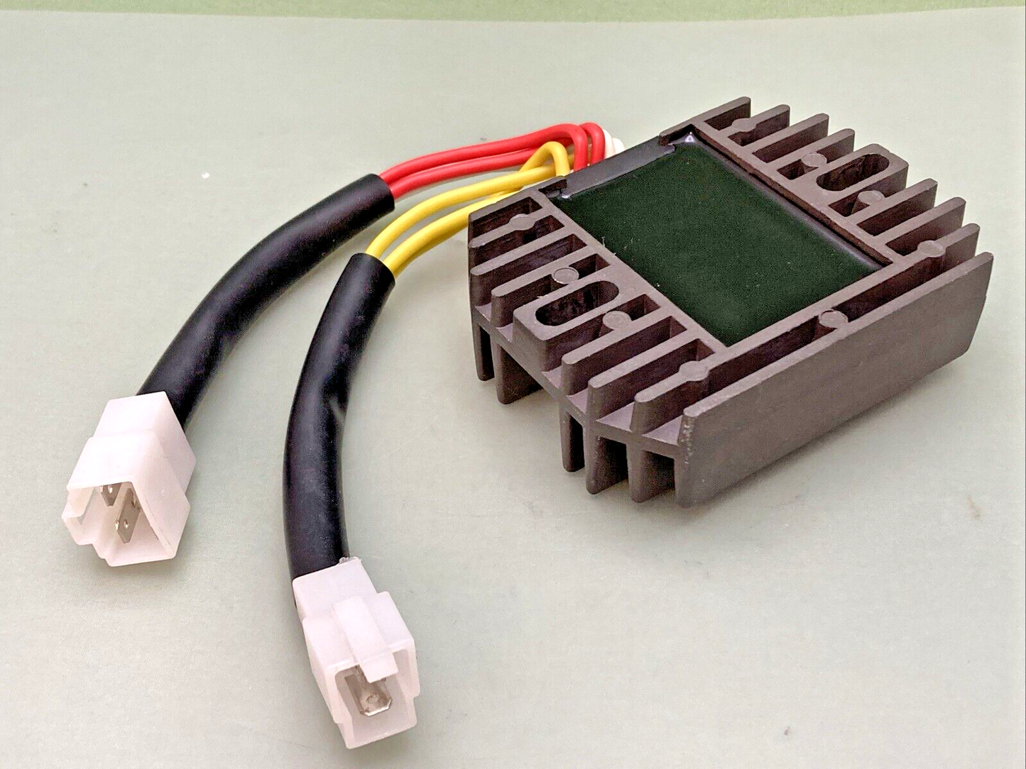 NEW  SCITOO X002F322QB VOLTAGE REGULATOR HONDA MAGNA 750 94-03