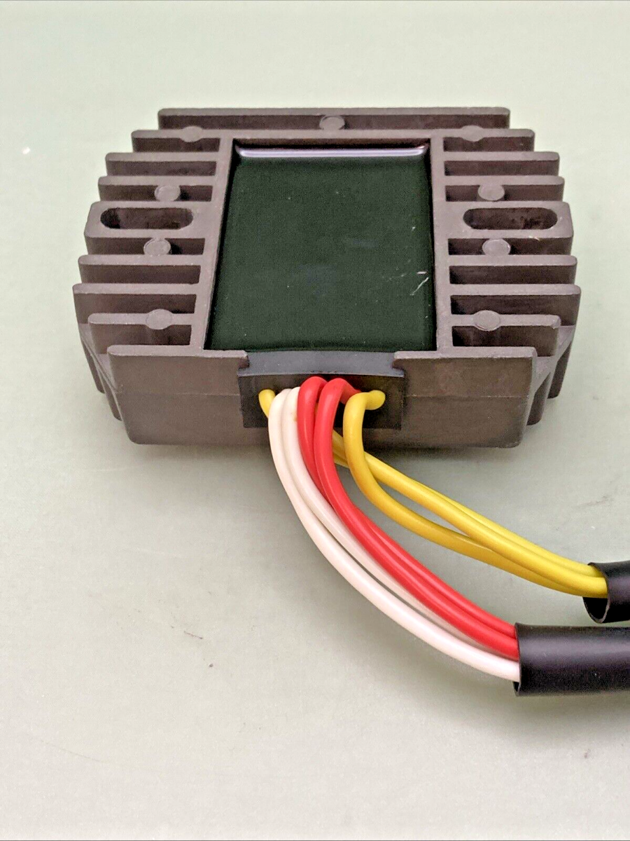 NEW  SCITOO X002F322QB VOLTAGE REGULATOR HONDA MAGNA 750 94-03