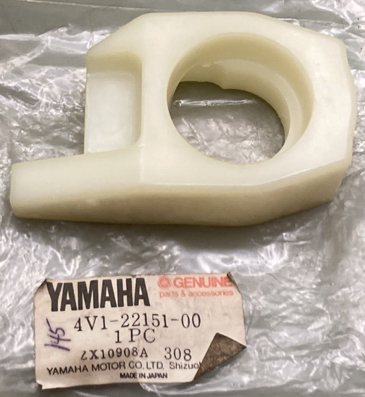 NEW GENUINE YAMAHA 4V1-22151-00 Seal Guard