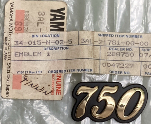 NEW GENUINE YAMAHA 3AL-21781-00 EMBLEM 1 "750" GOLD BLACK
