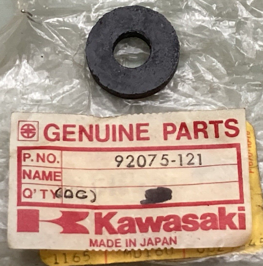NEW GENUINE KAWASAKI 92075-121 FENDER DAMPER RUBBER