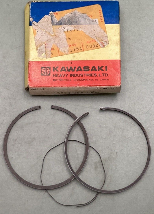 NEW GENUINE KAWASAKI 13024-058 PISTON Ring Set 1.00
