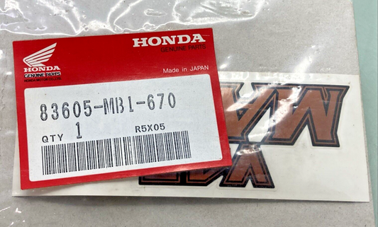 NEW GENUINE HONDA 83605-MB1-670 EMBLEM V45 MAGNA