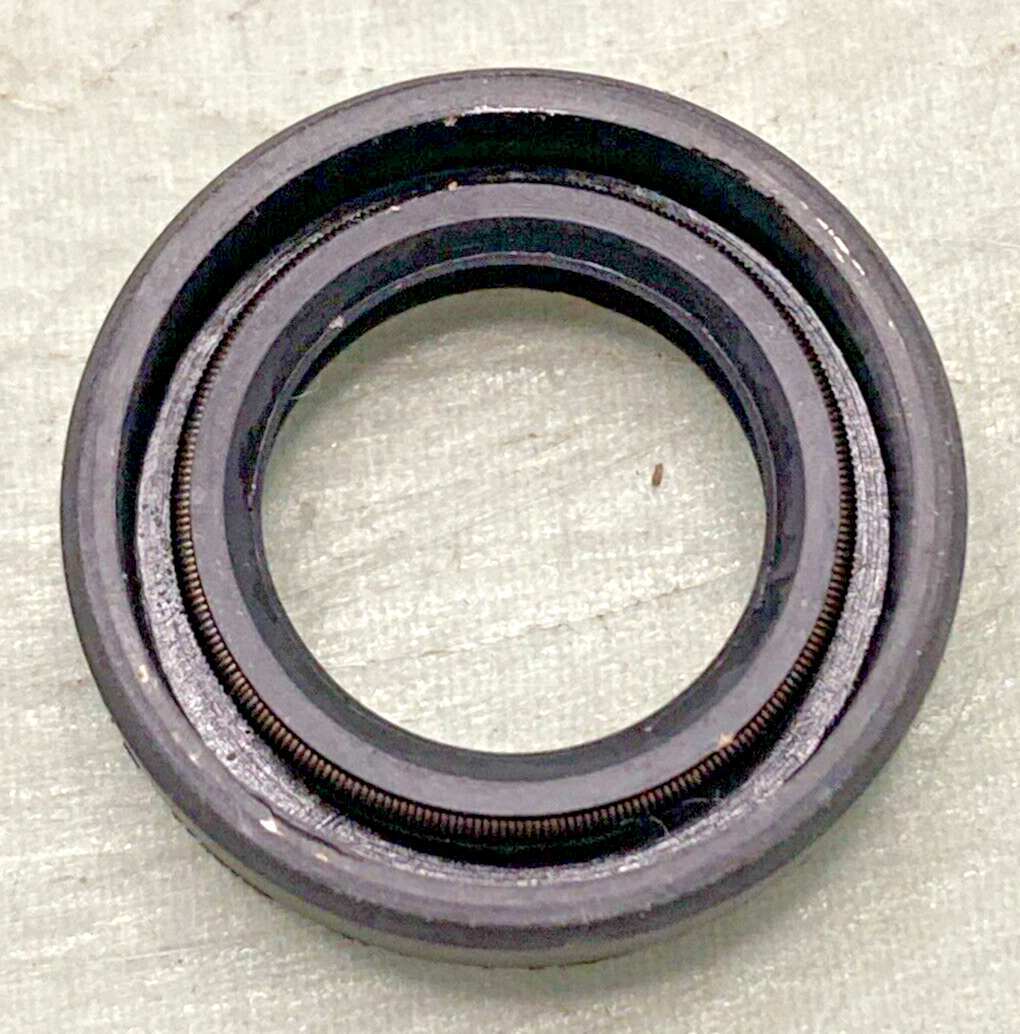 NEW GENUINE HONDA 91211-671-003 OIL SEAL