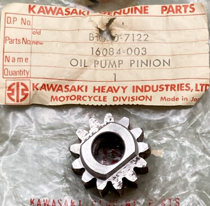 NEW GENUINE KAWASAKI 16084-003 PINION OIL PUMP