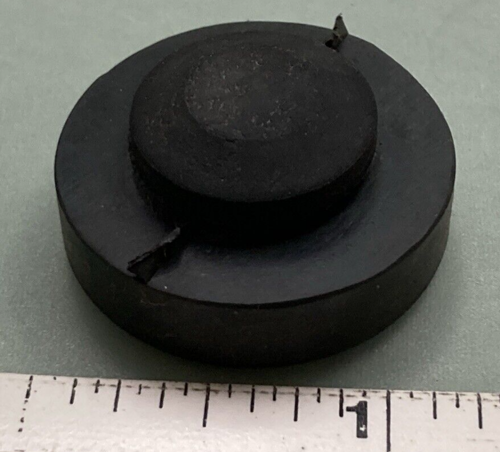 NEW GENUINE KAWASAKI 92075-157 DAMPER RUBBER