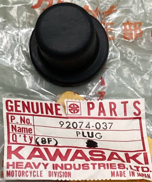 NEW GENUINE KAWASAKI 92074-037 PLUG