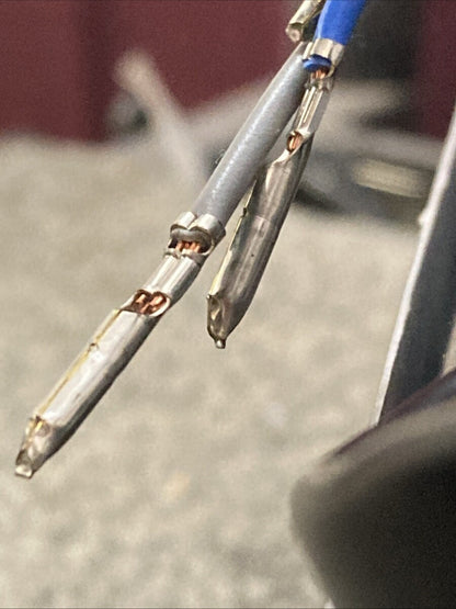 NEW GENUINE KAWASAKI 23037-1318 LAMP-ASSY-SIGNAL,FR,RH