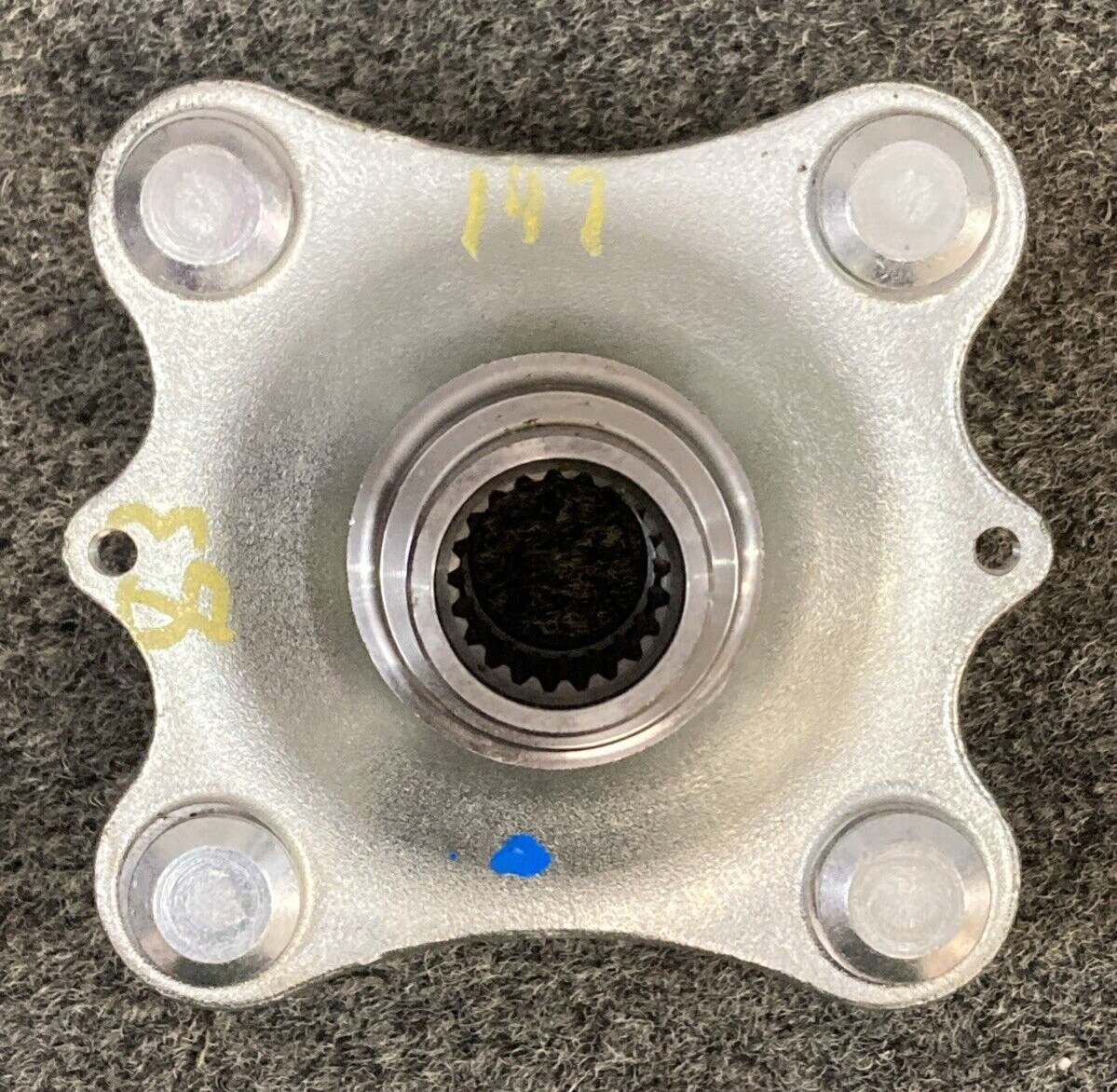 NEW GENUINE HONDA 44610-HM5-A80 Hub, Fr. Wheel