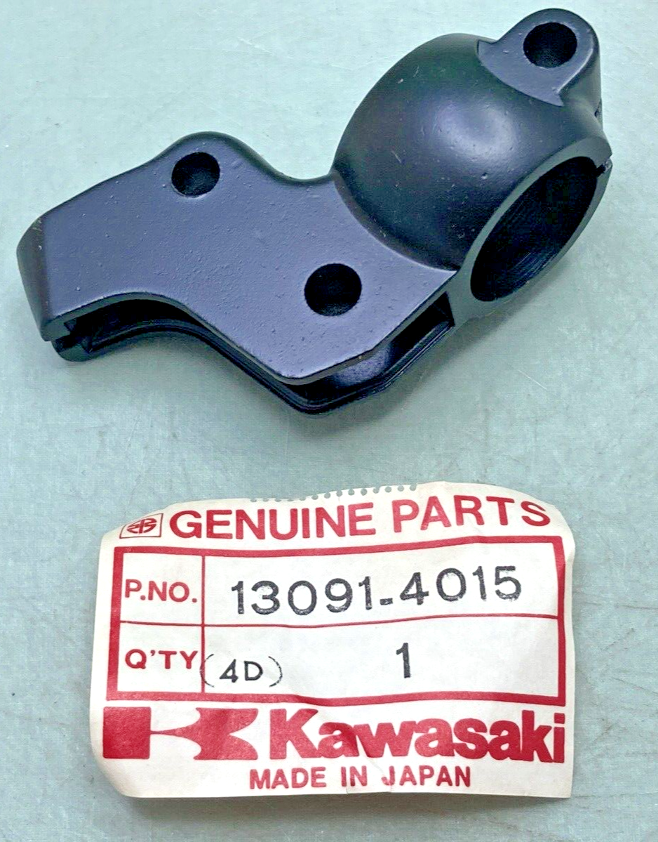 NEW GENUINE KAWASAKI 13091-4015 HOLDER