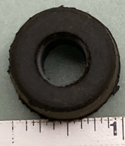 NEW REPLACES KAWASAKI 92075-1220 DAMPER FUEL TANK FITTING