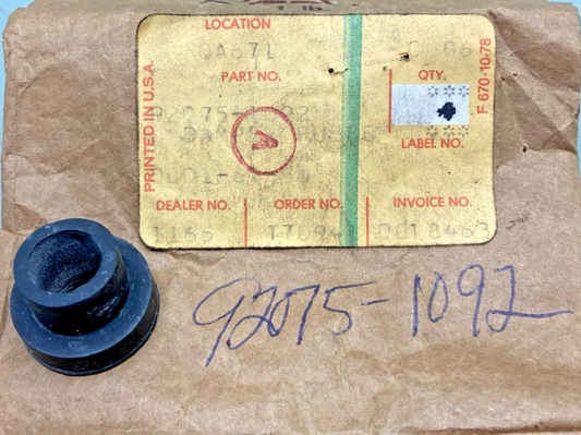 NEW REPLACES KAWASAKI 92075-1092 DAMPER, RUBBER