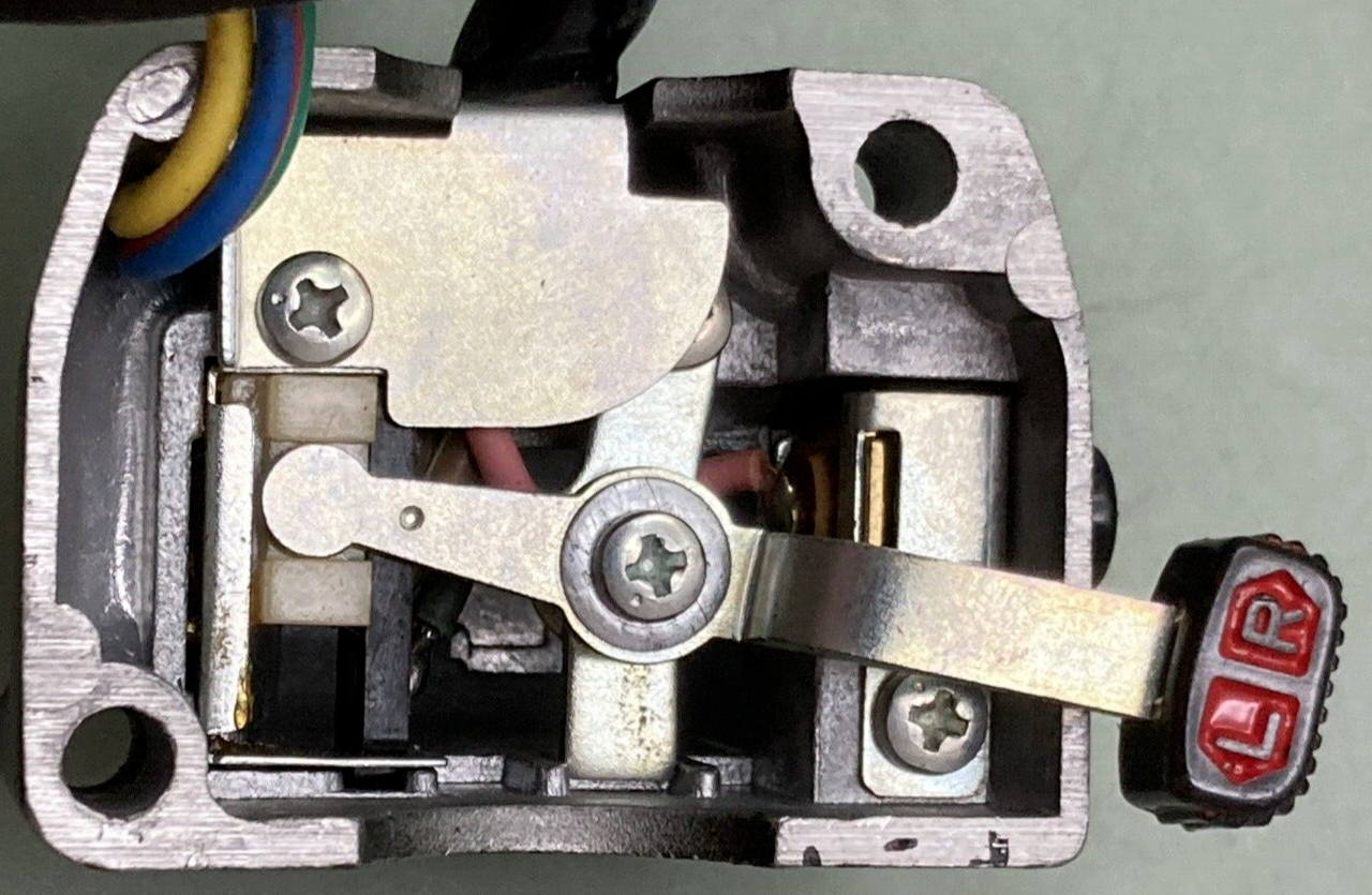 NEW GENUINE YAMAHA 397-83973-10 SWITCH HANDLE 3 W/ HARDWARE