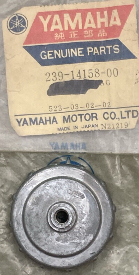 NEW GENUINE YAMAHA 239-14158-00 TOP MIXING CHAMBER
