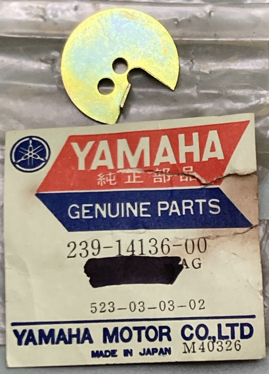 NEW GENUINE YAMAHA 239-14136-00 SEAT SPRING