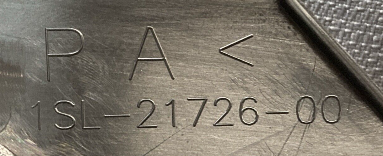 NEW GENUINE YAMAHA 1SL-21720-10 Side Cover Assembly 2