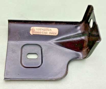 NEW REPLACES GM 10242365 BRACKET, HEADLAMP HOUSING RH