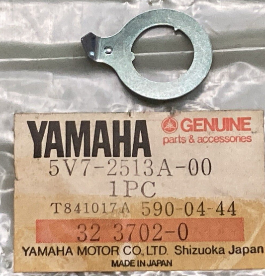 NEW GENUINE YAMAHA 5V7-2513A-00 PLATE INDICATOR