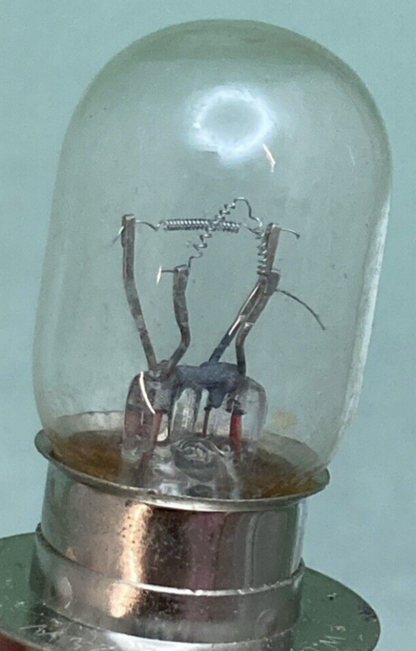 QTY 2 NEW W. BULB P15D-25-1 AUTOMOTIVE BULB 6V 25/25W