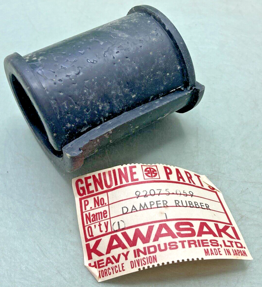 NEW GENUINE KAWASAKI 92075-059 DAMPER RUBBER