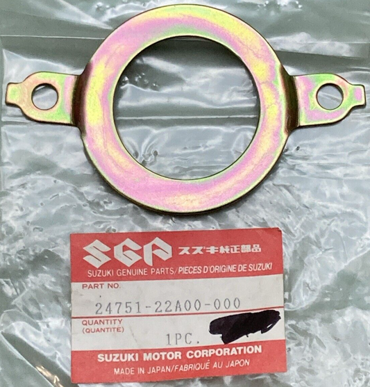 NEW GENUINE SUZUKI 24751-22A00 Retainer