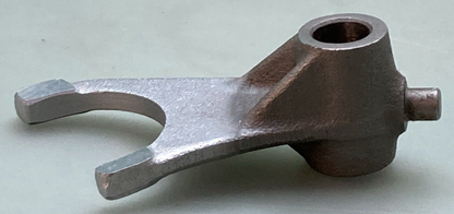 NEW GENUINE SUZUKI 25221-44001 Fork Gear Shifting NO.2