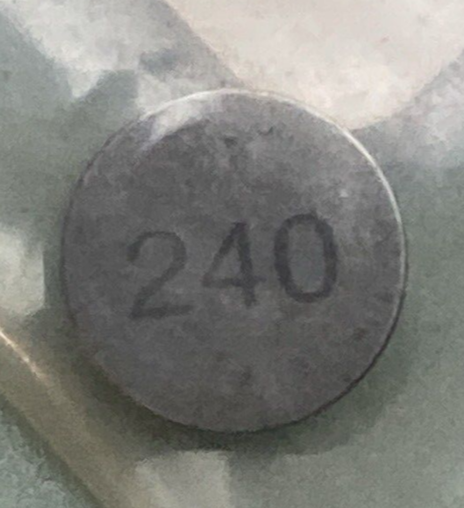NEW GENUINE SUZUKI 12892-41C00-240 Shim Tappet (T:2.40)