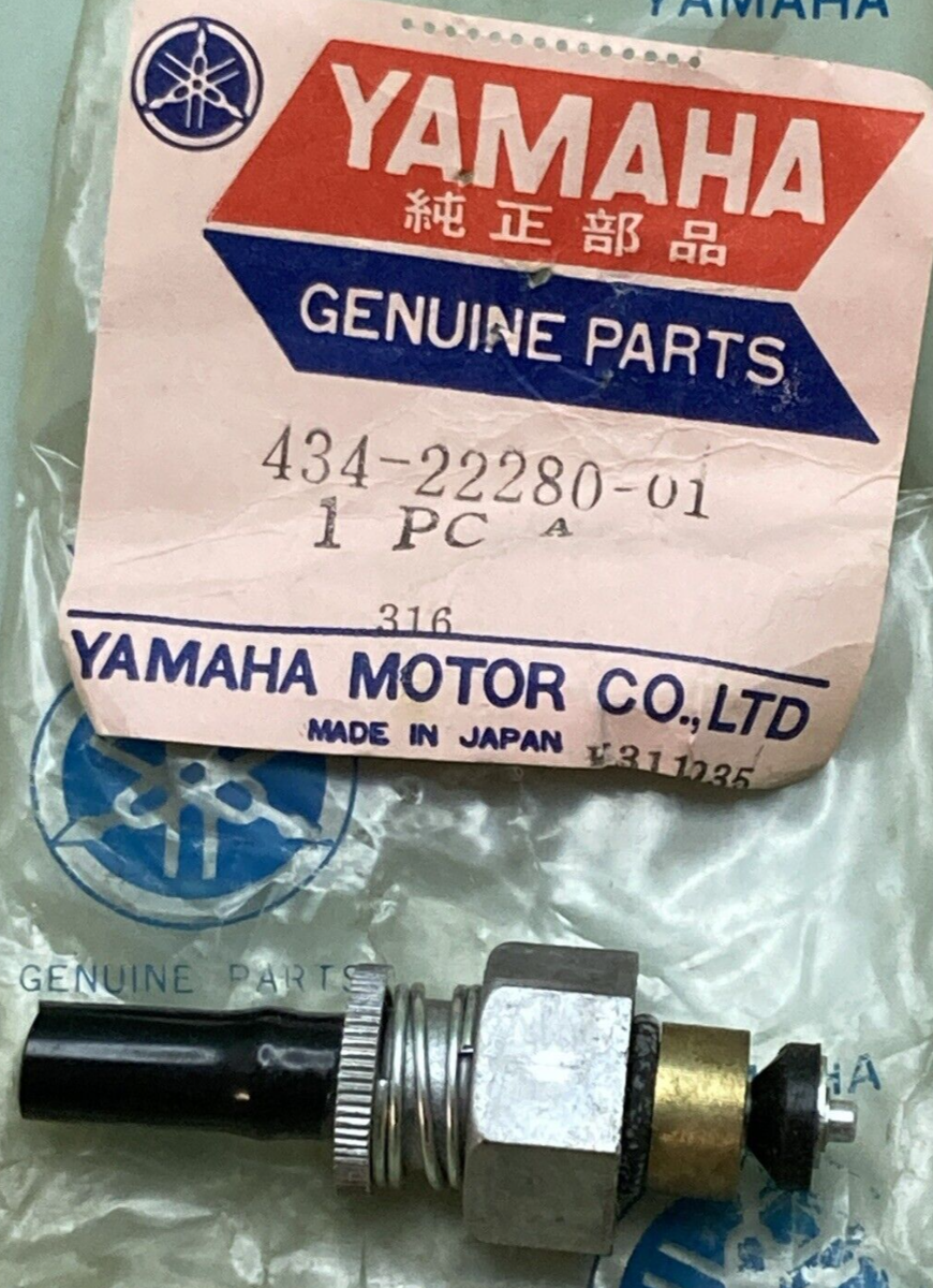 NEW GENUINE YAMAHA 434-22280-01 CHAIN OILER ASSEMBLY