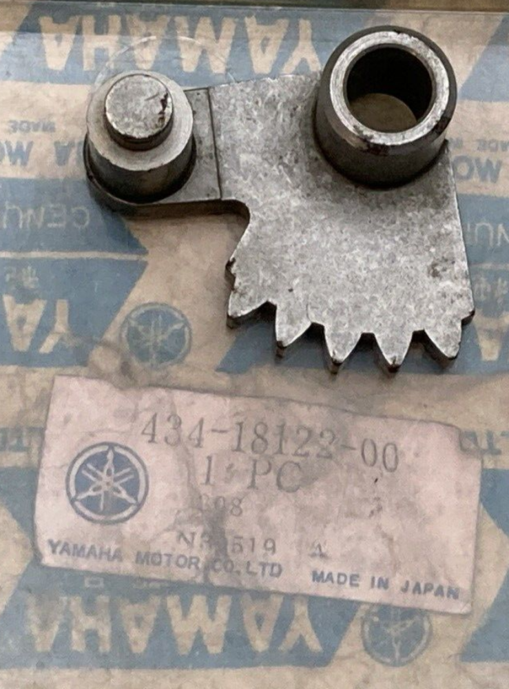 NEW GENUINE YAMAHA 434-18122-00 Lever Shift 2