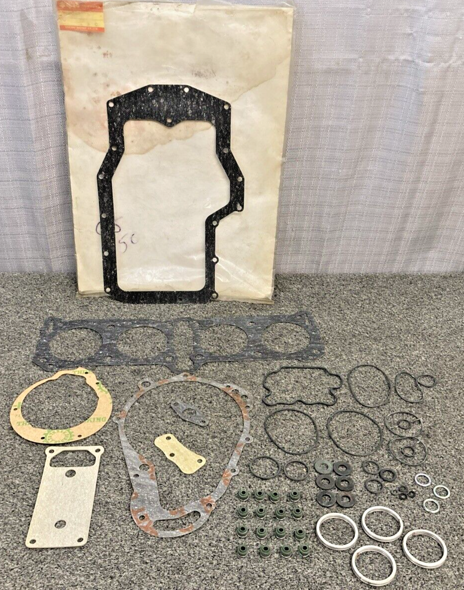 NEW GENUINE SUZUKI 11400-45853 GASKET SET, INCOMPLETE KIT