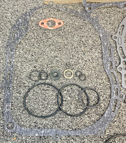NEW GENUINE SUZUKI 11400-18850 GASKET SET, INCOMPLETE KIT