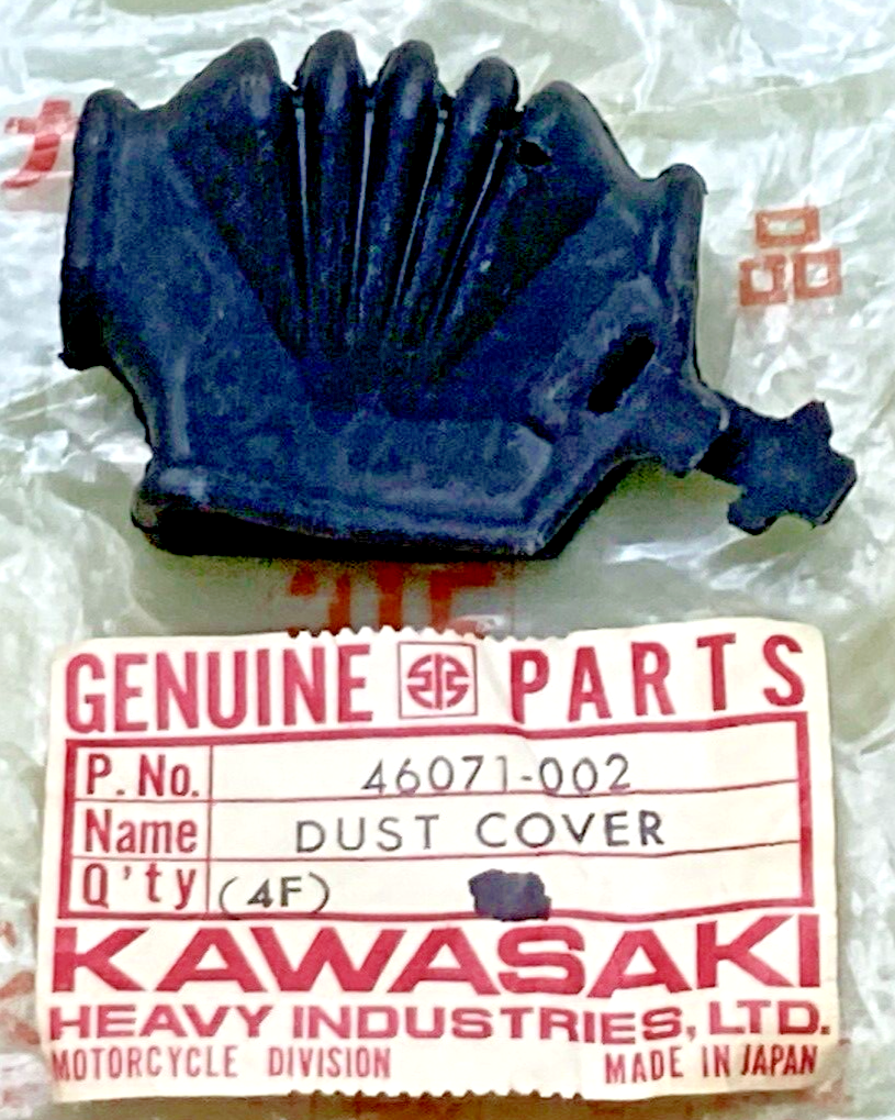 NEW GENUINE KAWASAKI 46071-002 DUST COVER HANDLEBAR