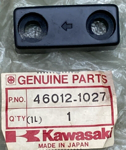 NEW GENUINE KAWASAKI 46012-1027 HOLDER HANDLE
