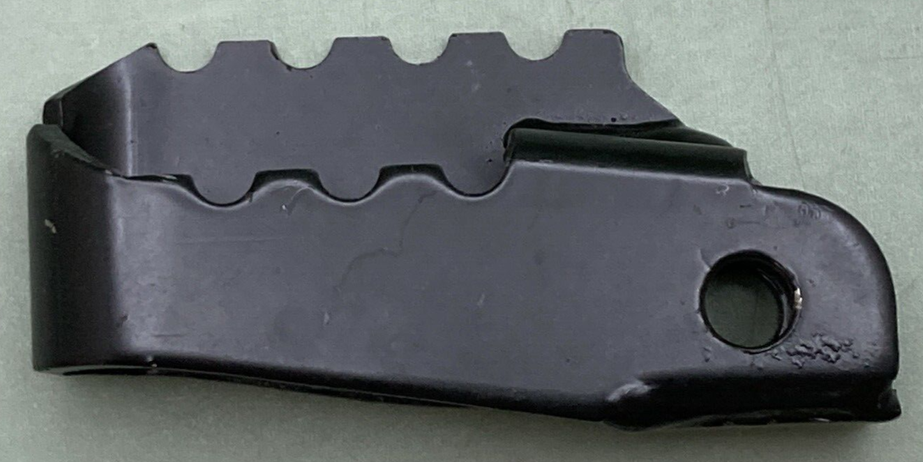 NEW GENUINE KAWASAKI 34028-023 BAR FOOTREST RH