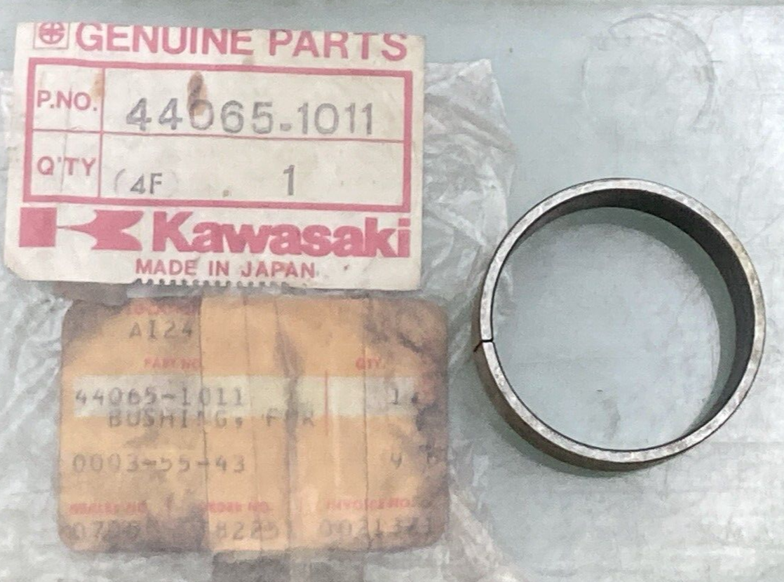 NEW GENUINE KAWASAKI 44065-1011 BUSHING FRONT FORK