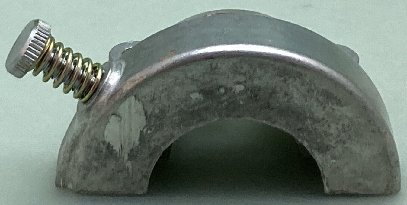 NEW REPLACES KAWASAKI 46023-008 CASE RH LOWER