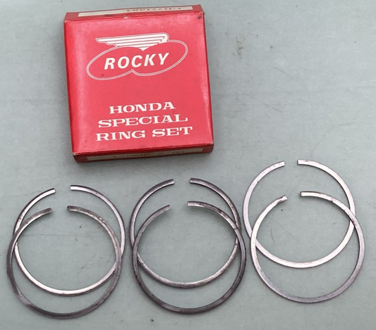 NEW GENUINE ROCKY CB771364 PISTON RING SET
