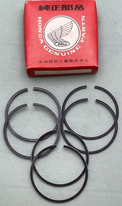 NEW GENUINE HONDA 13010-268-000 PISTON RING SET