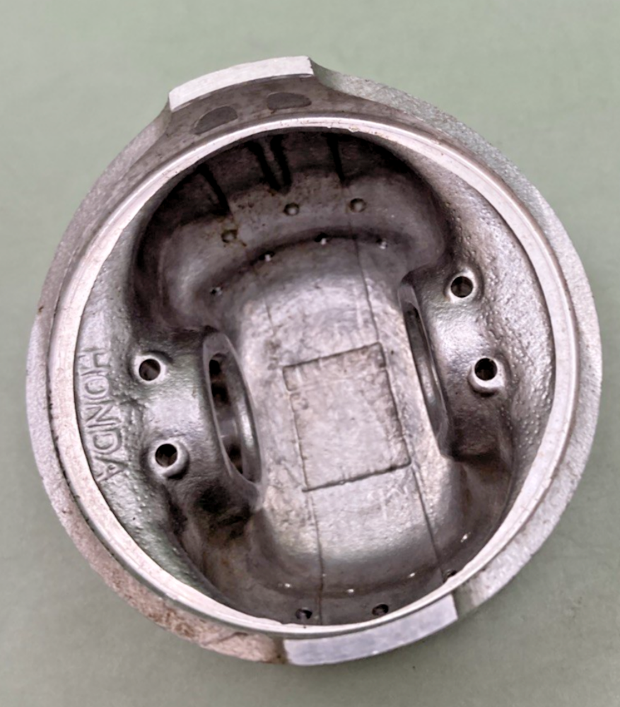 NEW GENUINE HONDA 13103-958-000 PISTON