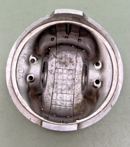 NEW GENUINE HONDA 13103-958-000 PISTON