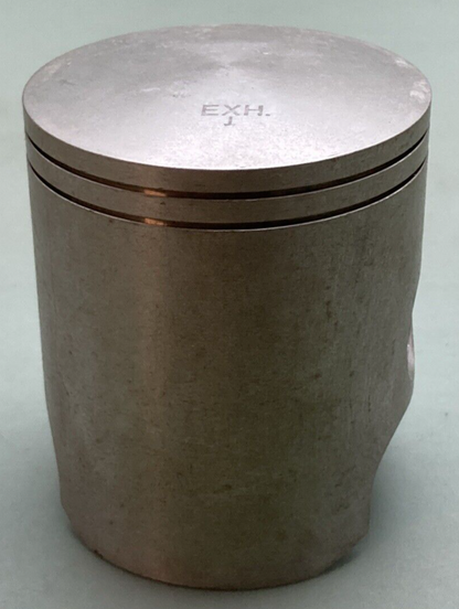 NEW GENUINE WISECO 466PS PISTON & RING SET