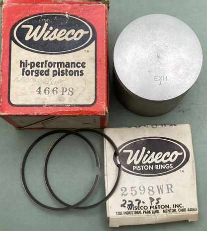 NEW GENUINE WISECO 466PS PISTON & RING SET