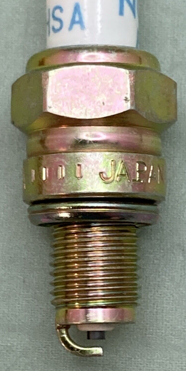 QTY 2 NEW GENUINE NGK 2086 CR8HSA SPARK PLUG
