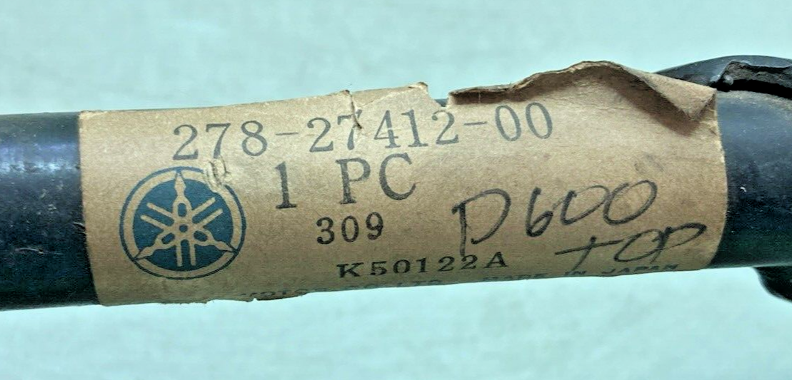 NEW GENUINE YAMAHA 278-27412-00 BRACKET, FOOTREST 1