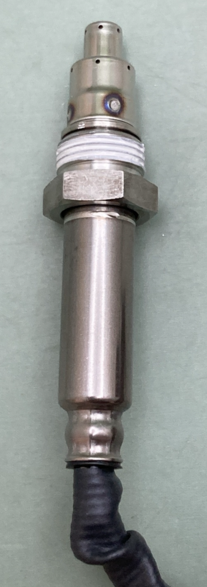 NEW GENUINE VOLVO 22303384 Heavy Duty NOx Sensor