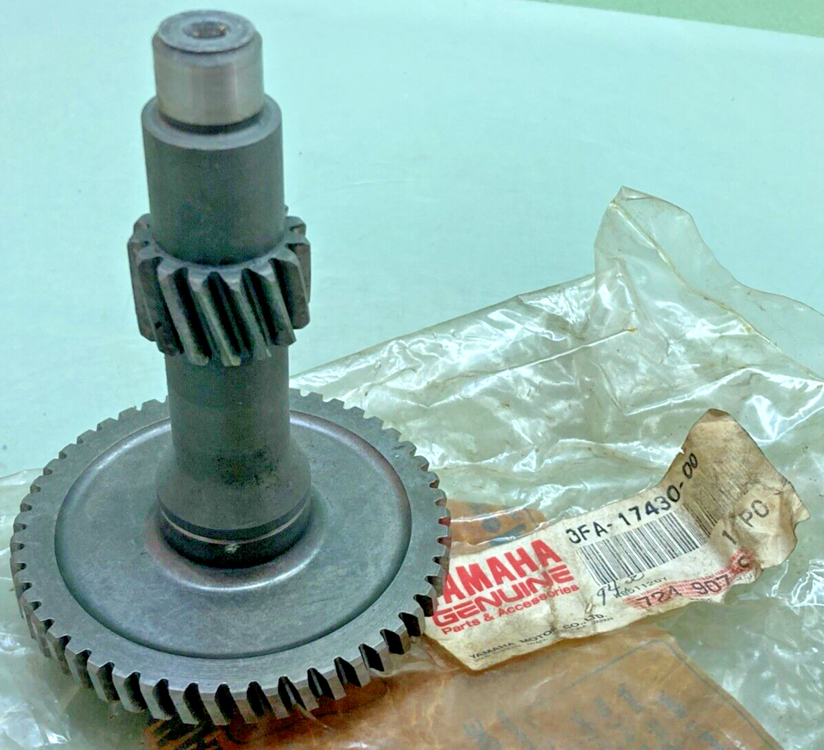 NEW GENUINE YAMAHA 3FA-17430-00 COUNTER AXLE ASSEMBLY, 15T