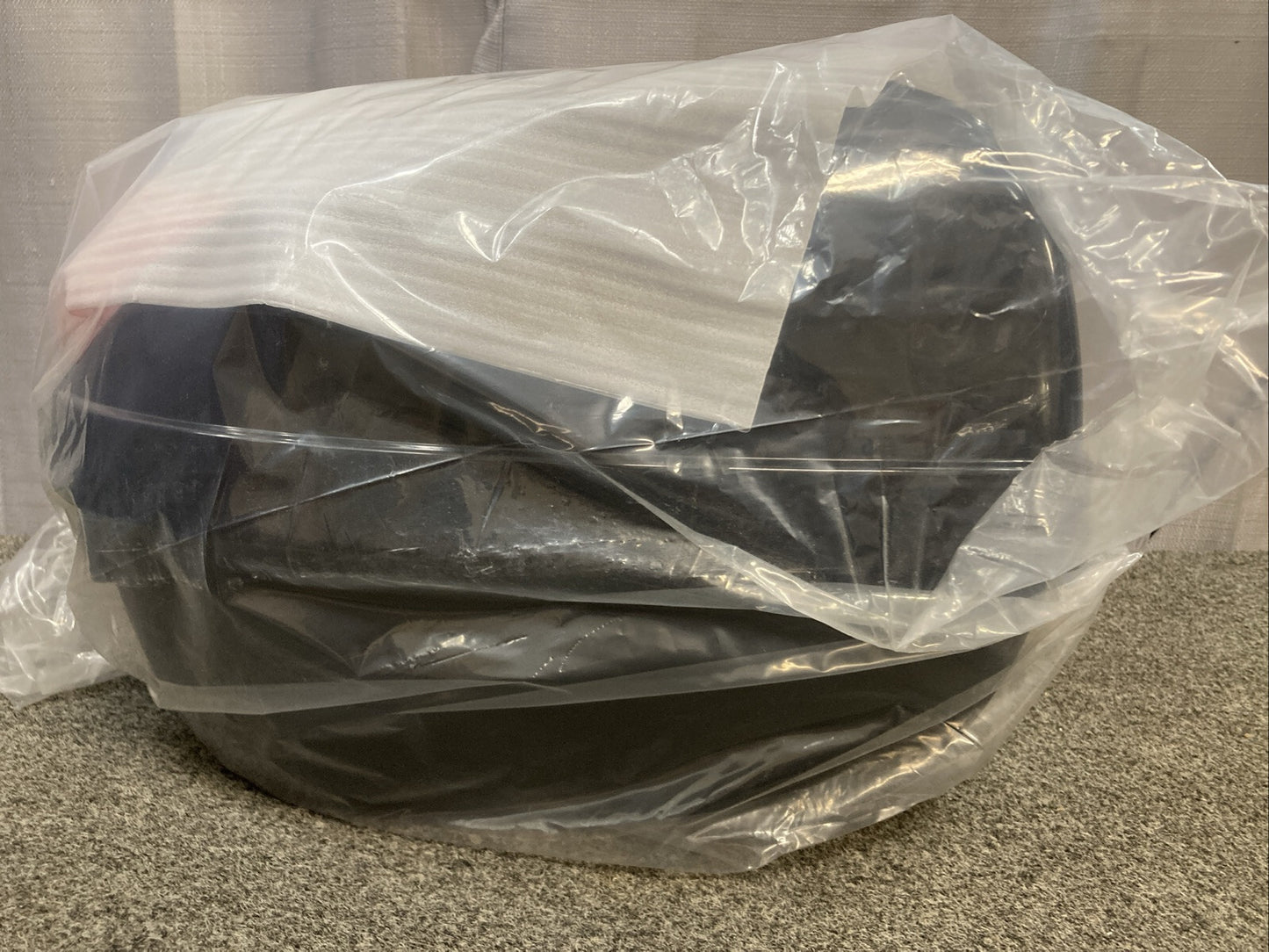NEW GENUINE PRIMA 0400-1068 TOP CASE GLOSSY BLACK