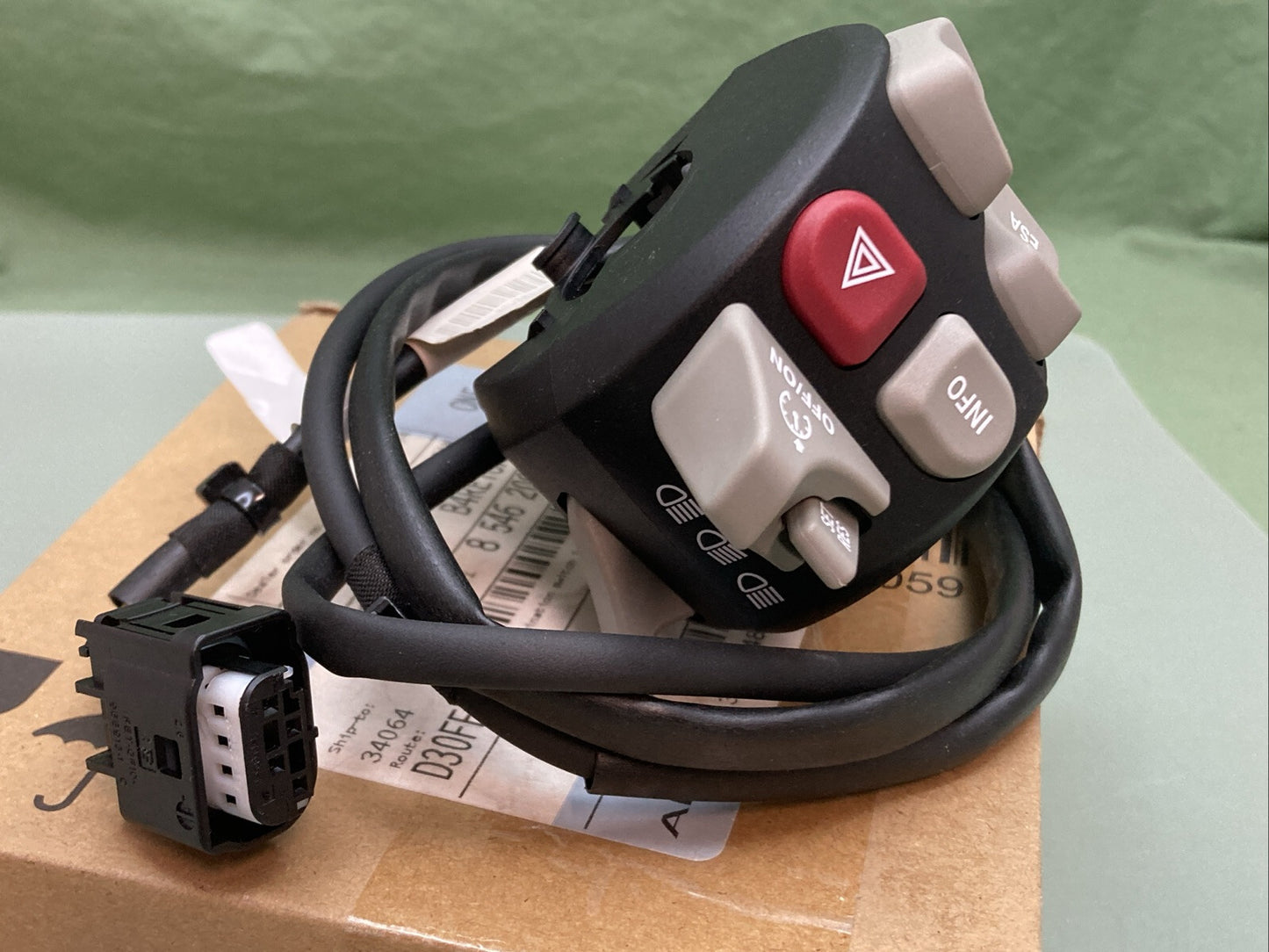 NEW GENUINE BMW 61318546209 Combination switch left